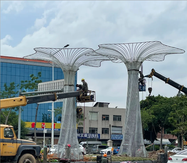 镂空钢结构树形雕塑 城市入口标识大树景观雕塑 花都迎宾地标雕塑定制(图1) 镂空钢结构树形雕塑 城市入口标识大树景观雕塑 花都迎宾地标雕塑定制(图1)