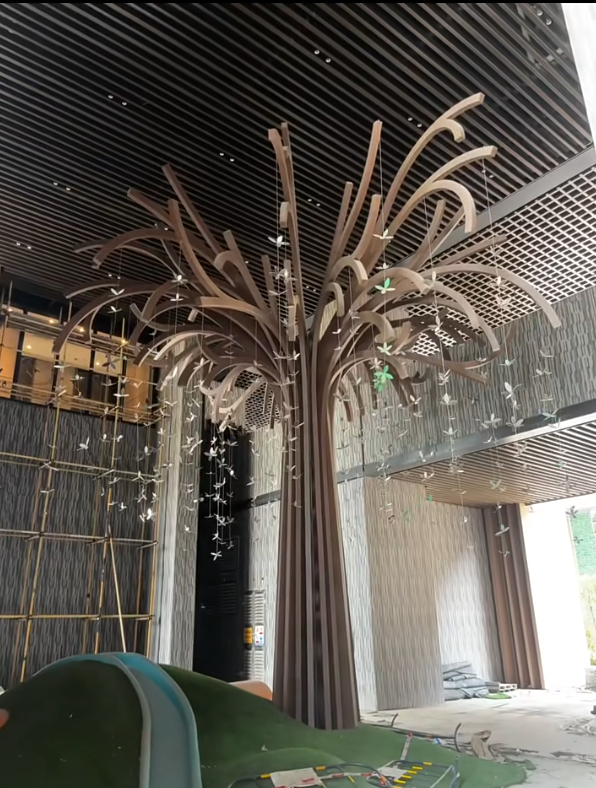 室内抽象树形钢结构雕塑 大堂弧形金属大树飞鸟艺术装置定制(图2) 室内抽象树形钢结构雕塑 大堂弧形金属大树飞鸟艺术装置定制(图2)