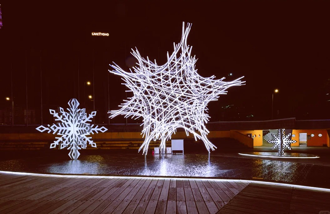 文旅景区户外夜游大型灯光美陈艺术装置(图2) 文旅景区户外夜游大型灯光美陈艺术装置(图2)