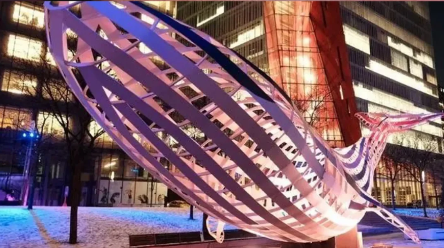 镂空钢结构鲸鱼互动雕塑(图5)